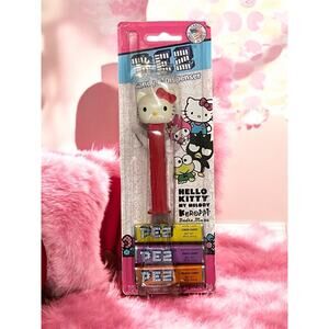 2010 Sanrio Hello Kitty Collectible Pez Candy Dispenser New
